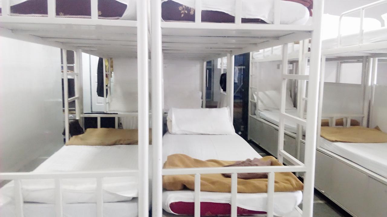 Star Dormitory Mumbai Exterior photo